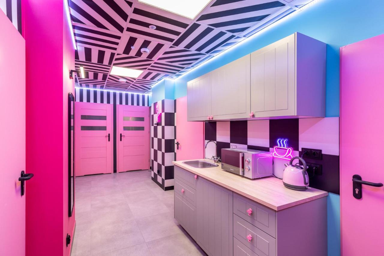 Vice City Hostel Wroclaw Bagian luar foto