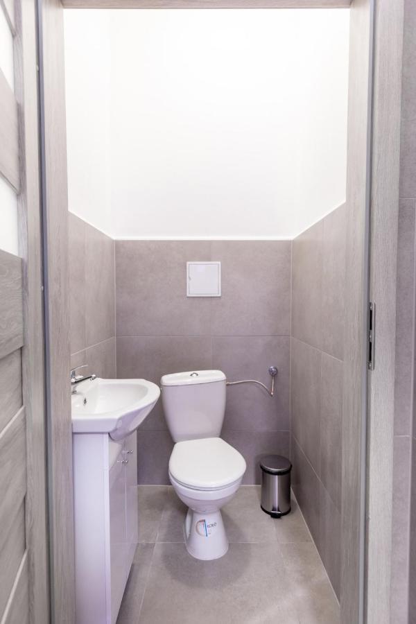 Vice City Hostel Wroclaw Bagian luar foto
