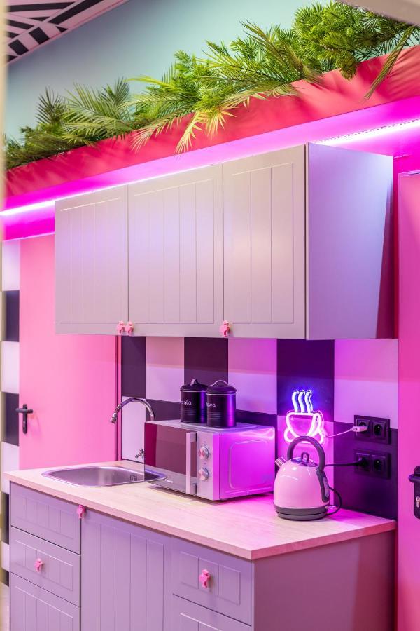 Vice City Hostel Wroclaw Bagian luar foto