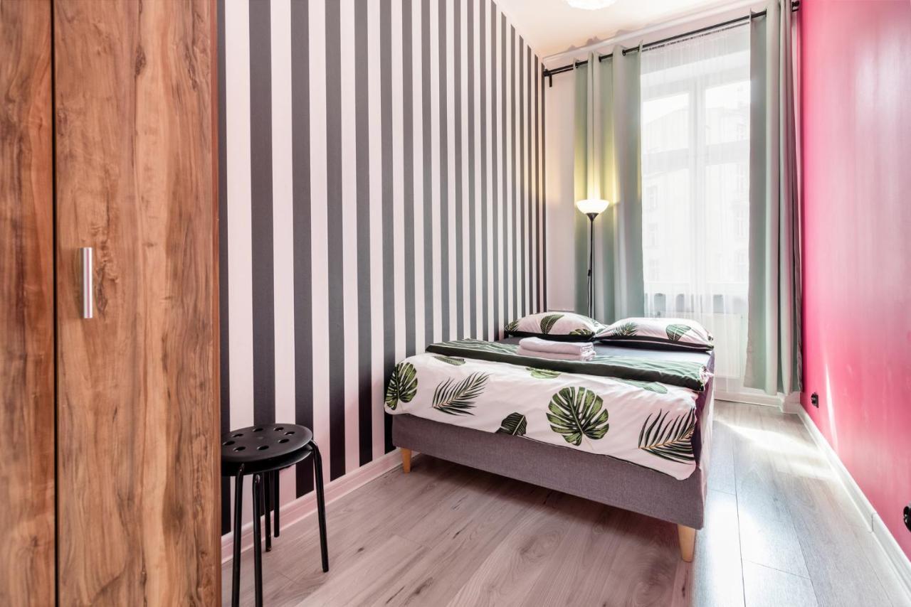 Vice City Hostel Wroclaw Bagian luar foto